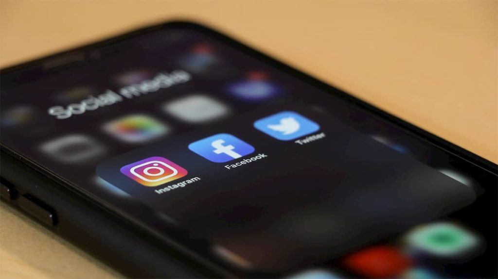 Facebook: Measuring Social Media Success