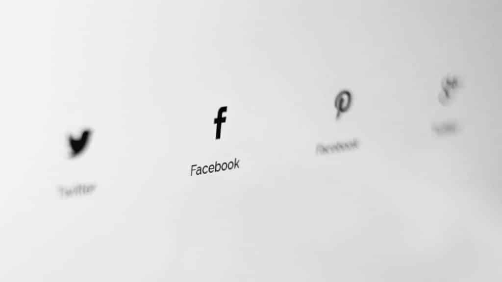 7 Benefits of Social Media for Business
