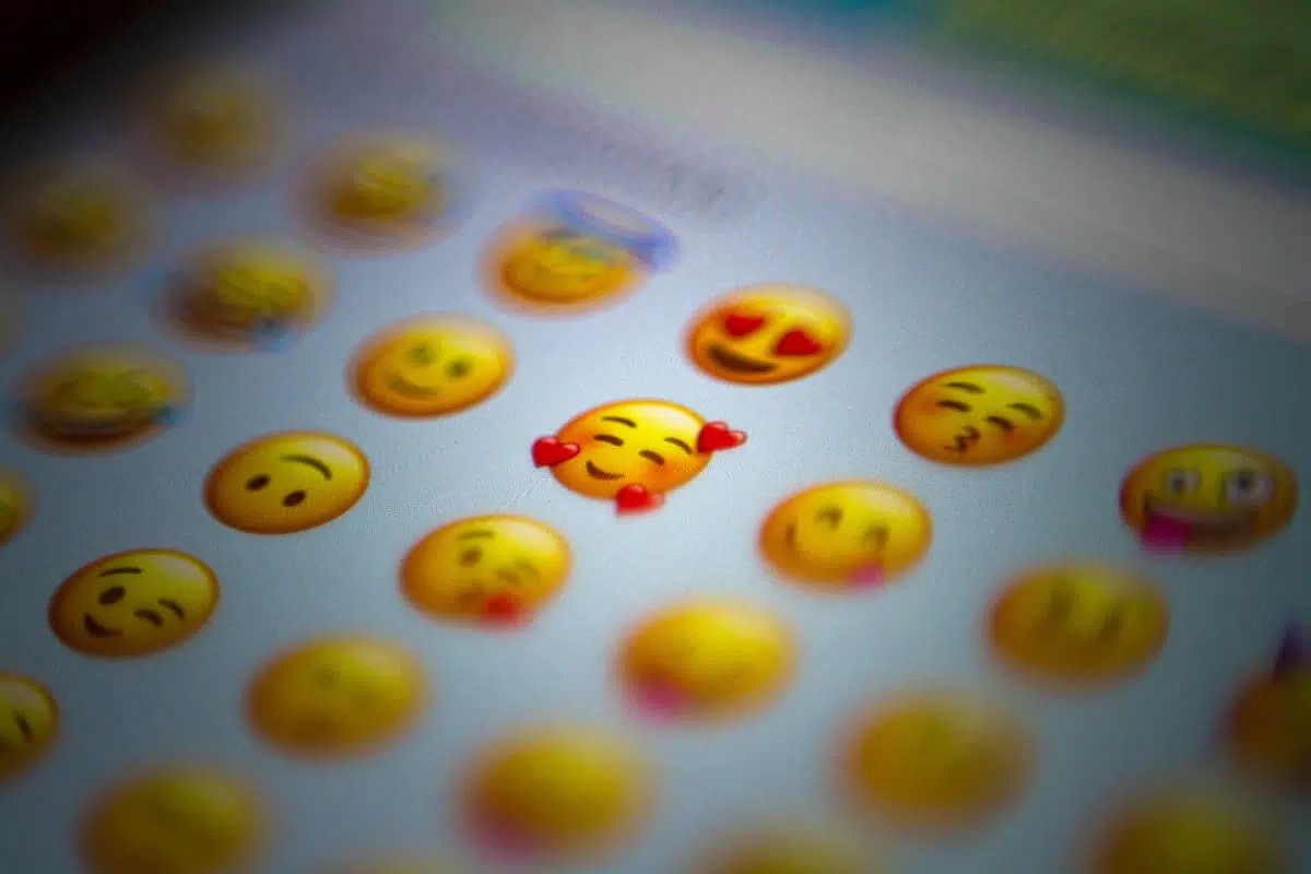 Emoji faces layout on keyboard
